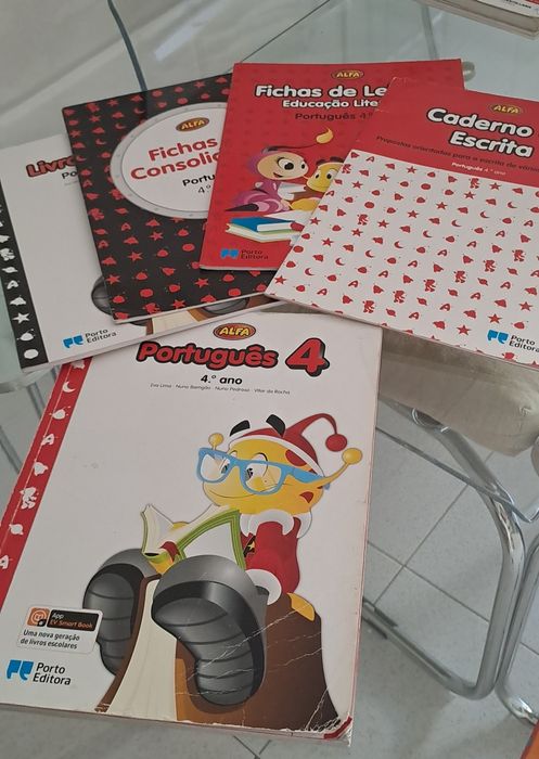 Português  4 (Alfa - Porto editora )