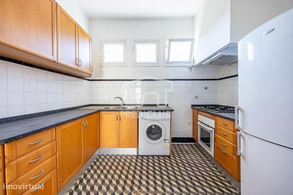 Moradia T4 - Santo António