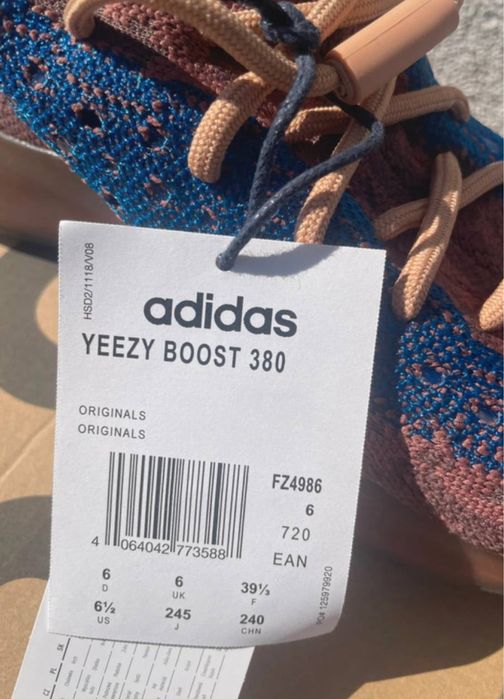 Buty Adidas Yeezy Boost 380