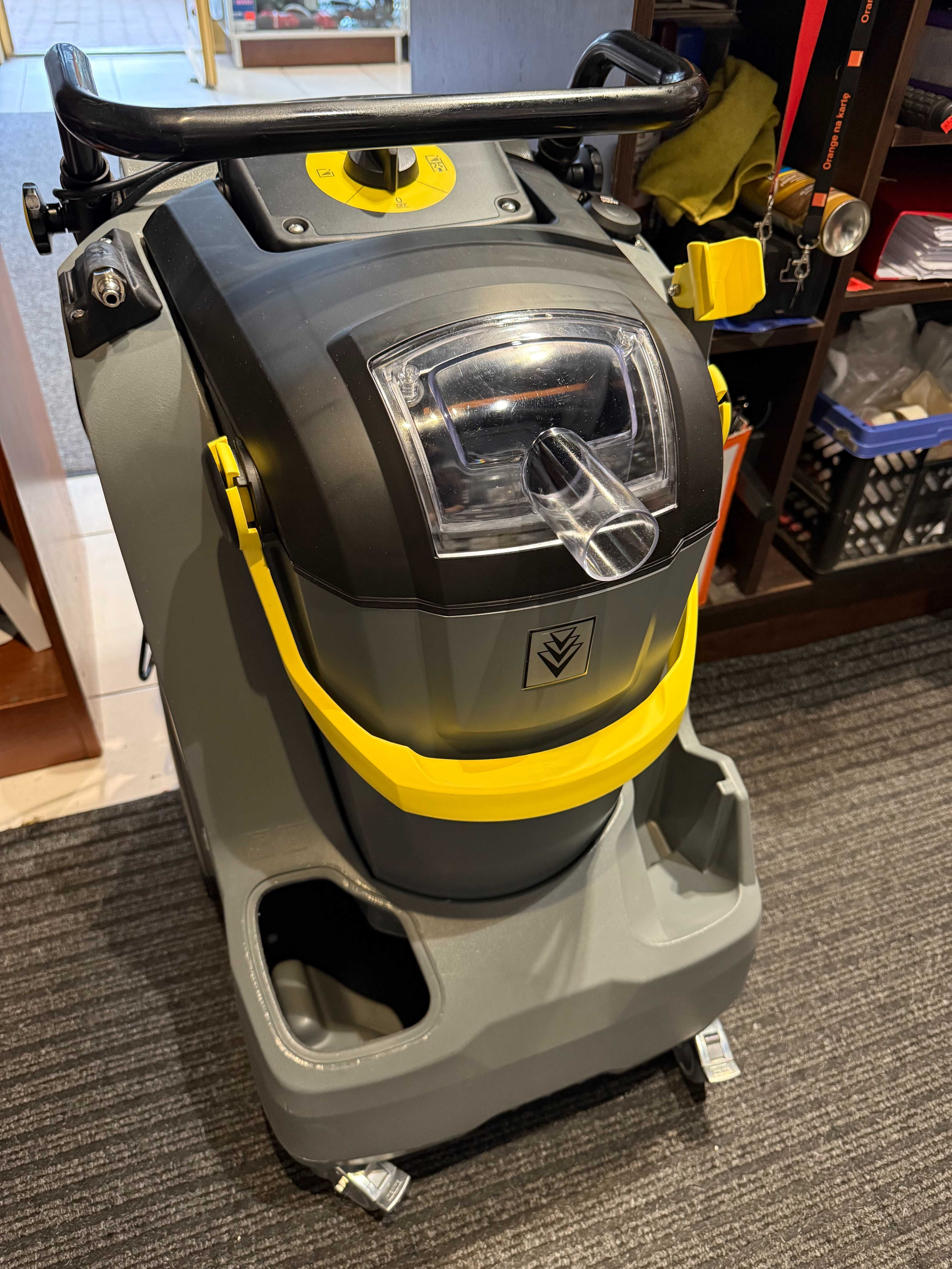 Odkurzacz piorący Karcher 4w1 Puzzi 30/4 1200W 30L | Nowy