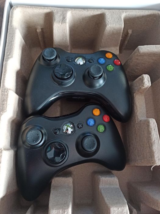 Pady Kontrolery XBOX 360 z możliwością podłączenia do PC