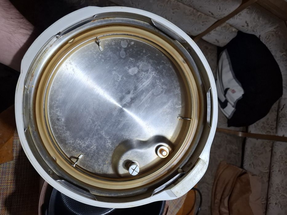 Скороварка Moulinex CE501134