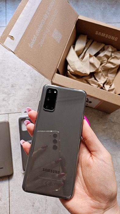 STAN IDEALNY! Telefon komórkowy Smartfon Samsung galaxy s20/ najbardzi