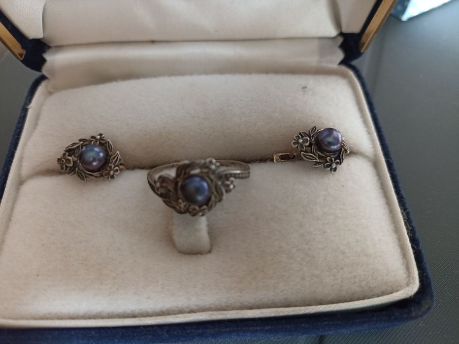 Подарок к Новому году. Серебряные комплекты,кольца янтарь. Бусы янтарь