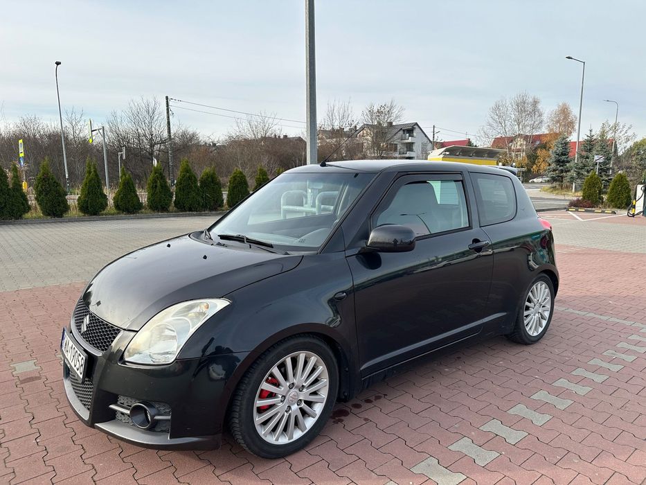 Suzuki Swift Wydech Gwint Hamulce Akumulator Niski Przebieg Niemcy CarPlay