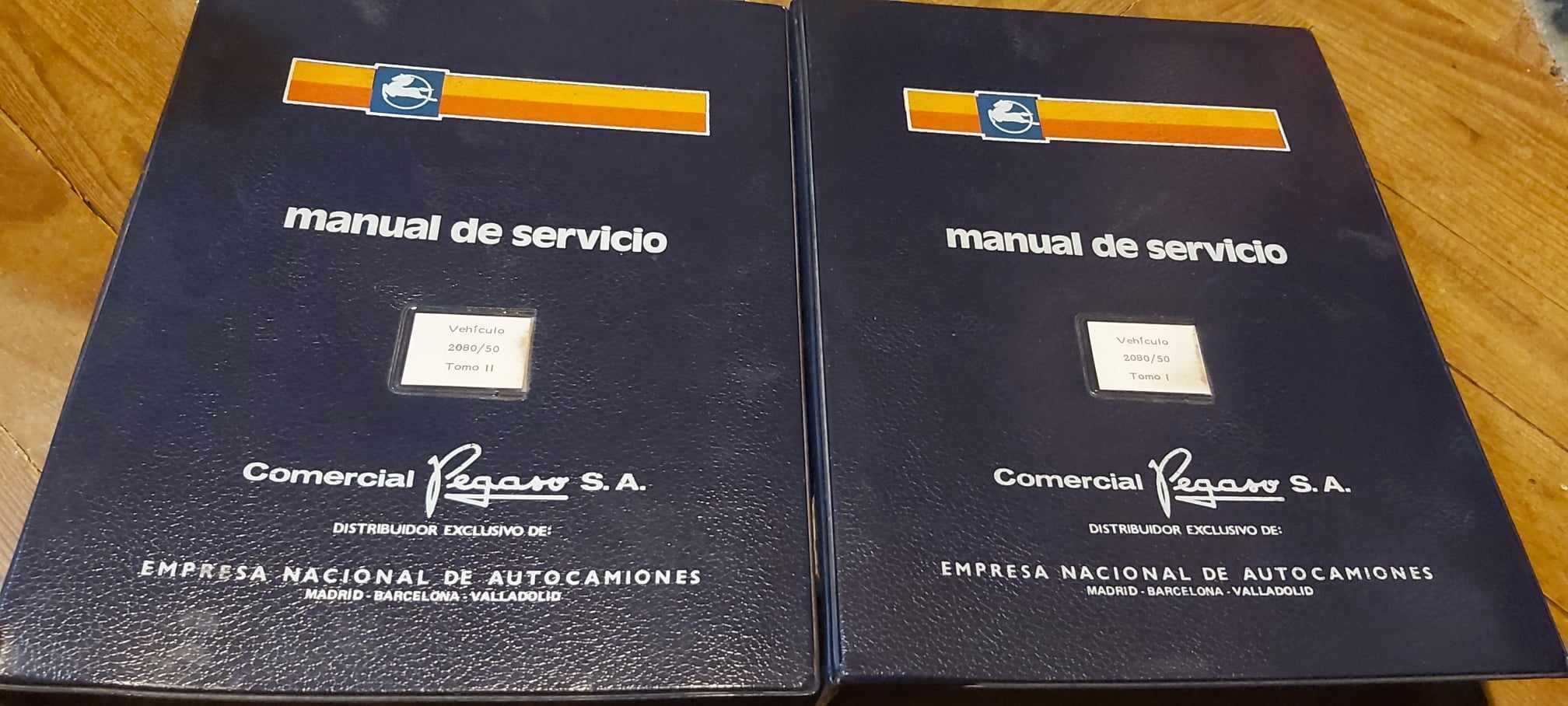 Manuais de Serviço de Mecânica de Camiões "SCANIA" (Raridade)