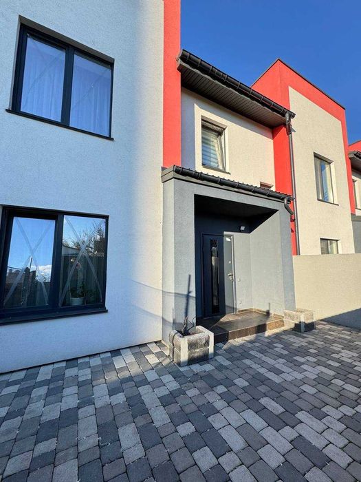 Оренда кутового таунхауса в Бучі, вул. Вокзальна