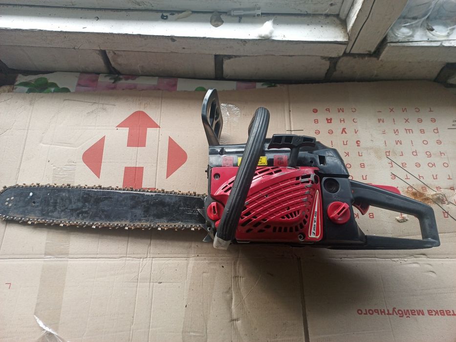 Продам потужну італійську бензопилу Efco mt 480, 58 кубиків