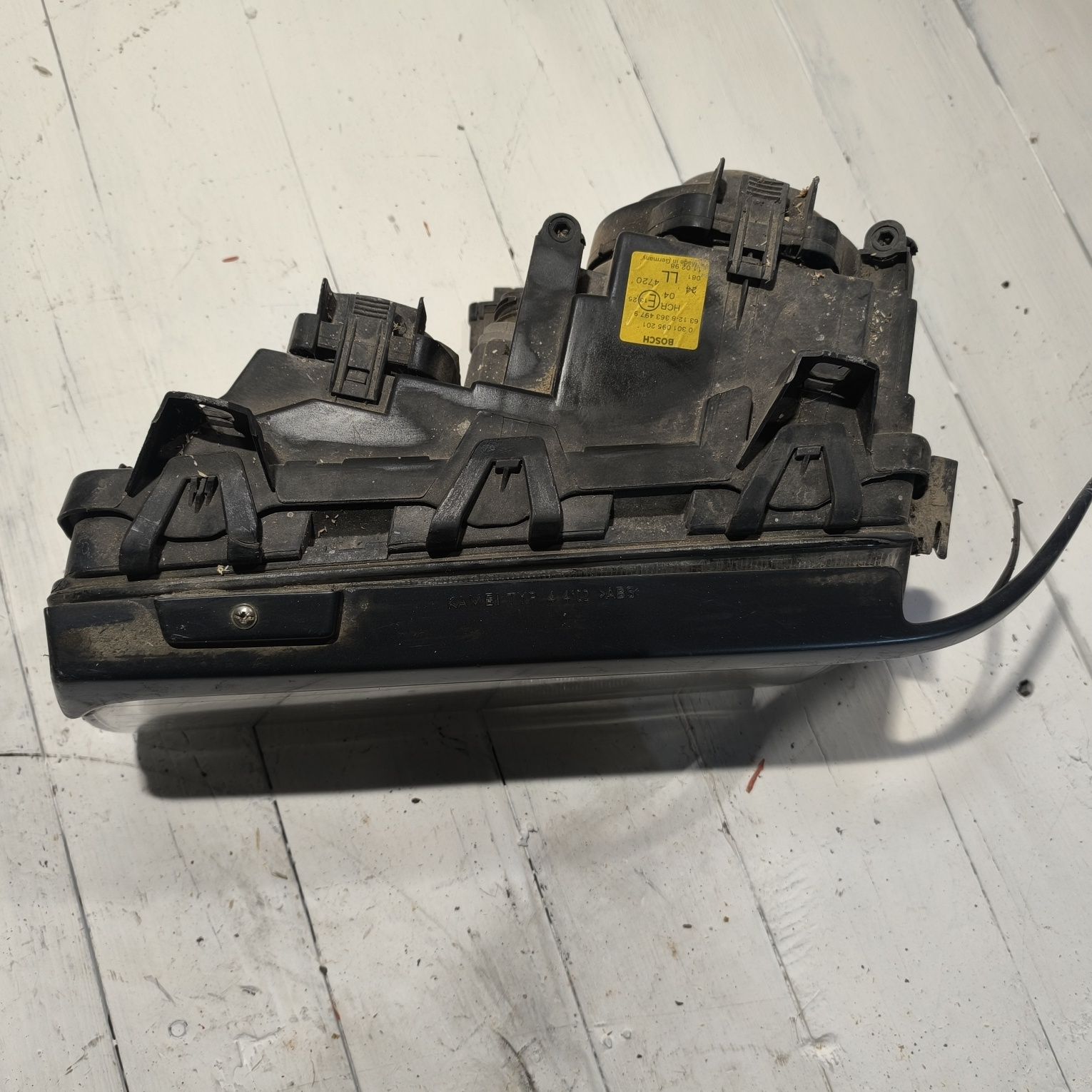Lampa przód lewa BMW E36