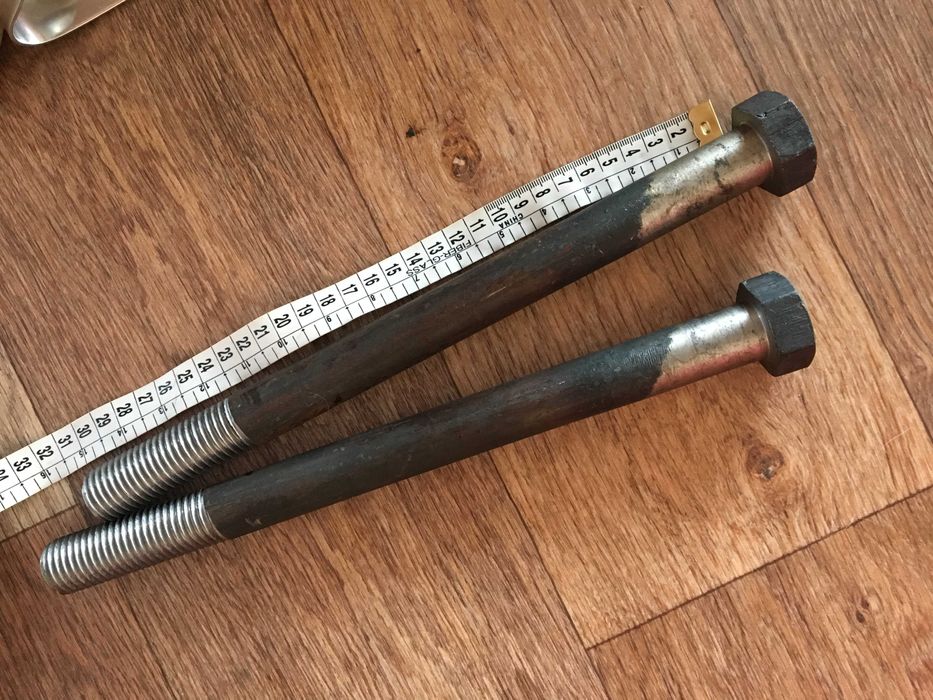 Болт М22х300 ГОСТ 7798