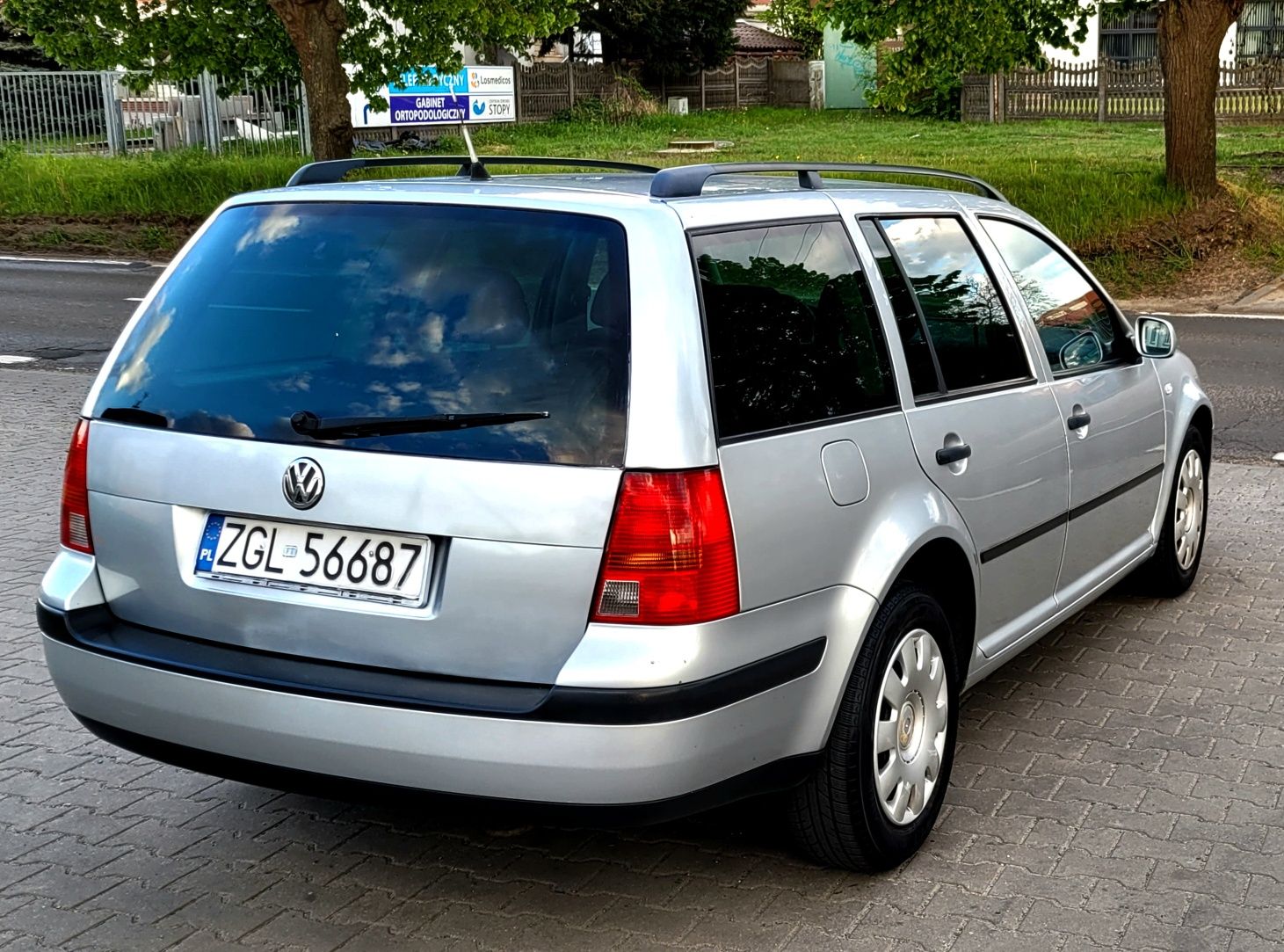 Volkswagen Golf 1.6 Benzyna
