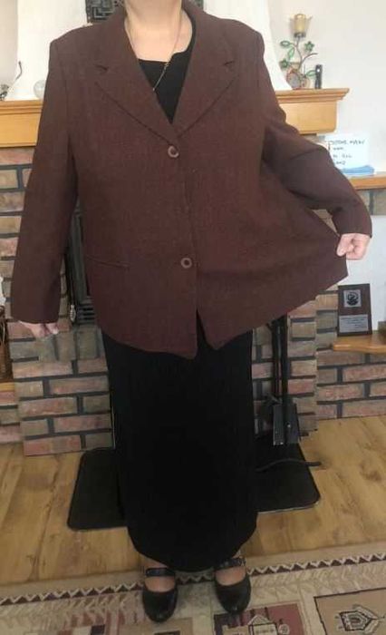 Garsonka damska brązowa nakrapiana nowa rozmiar 54