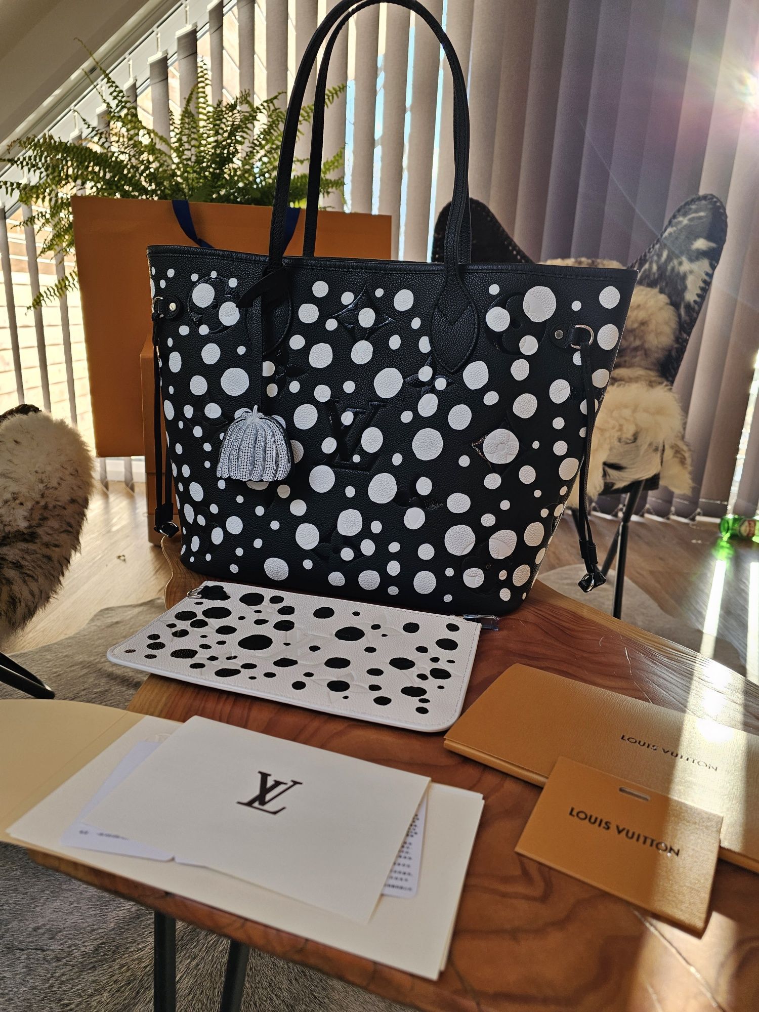 LOUIS VUITTON & Yayoi Kusama Neverfu MMll