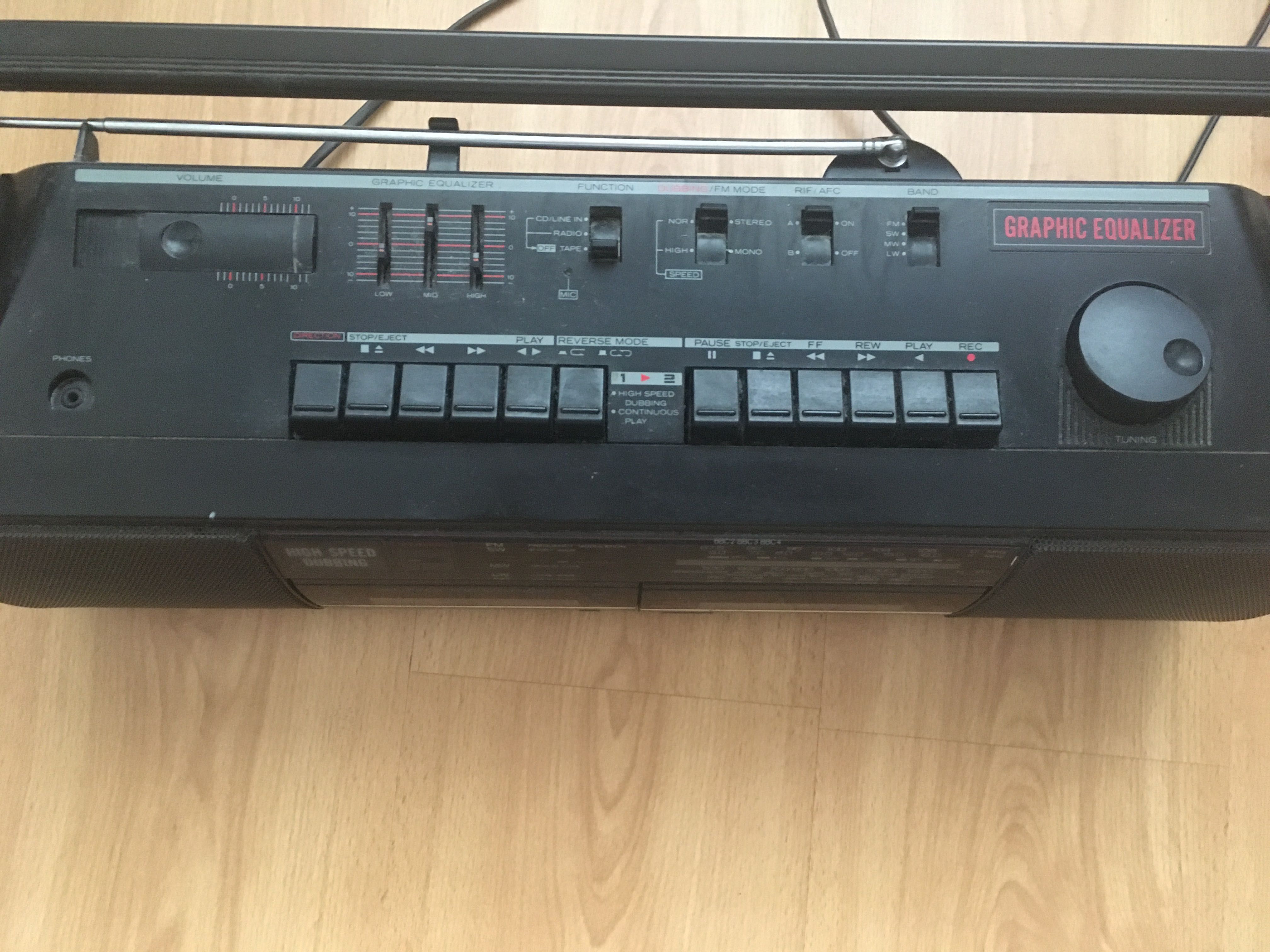 Radiomagnetofon Hitachi