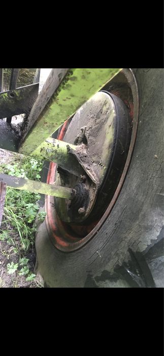 Claas Cosmos венец переднего колеса