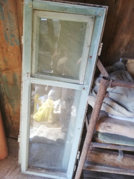 Продаються вікна в бу 20штук по 200гр. Пишіть звоніть відповім Висилаю