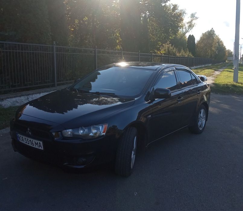 Продам Мітсубісі ланцер 10