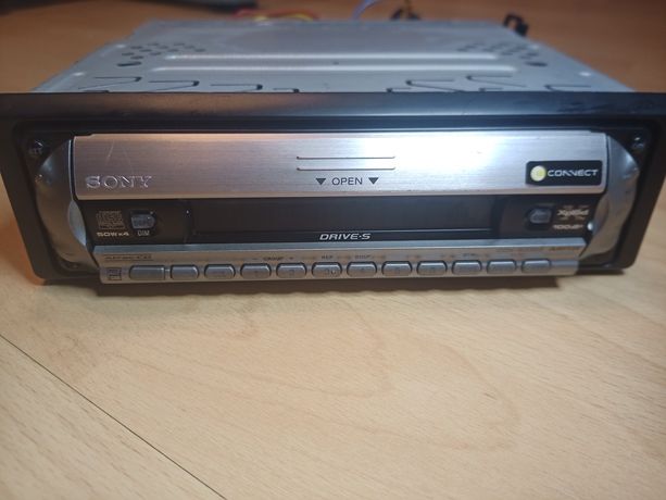 Автомагнітола SONY CDX-R3350