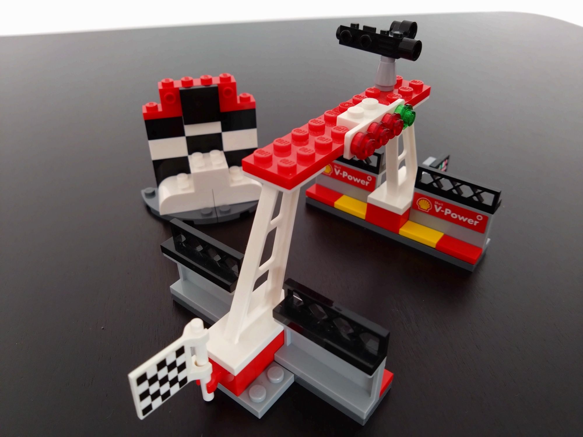 LEGO Shell kultowa kolekcja z 2015 roku z instrukcjami. Polecam!