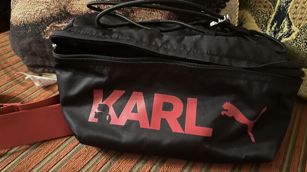 Поясна сумка (бананка) колоборація Puma/Karl Lagerfeld