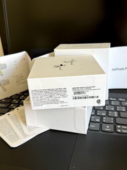 Бездротові навушники Apple AirPods Pro 2