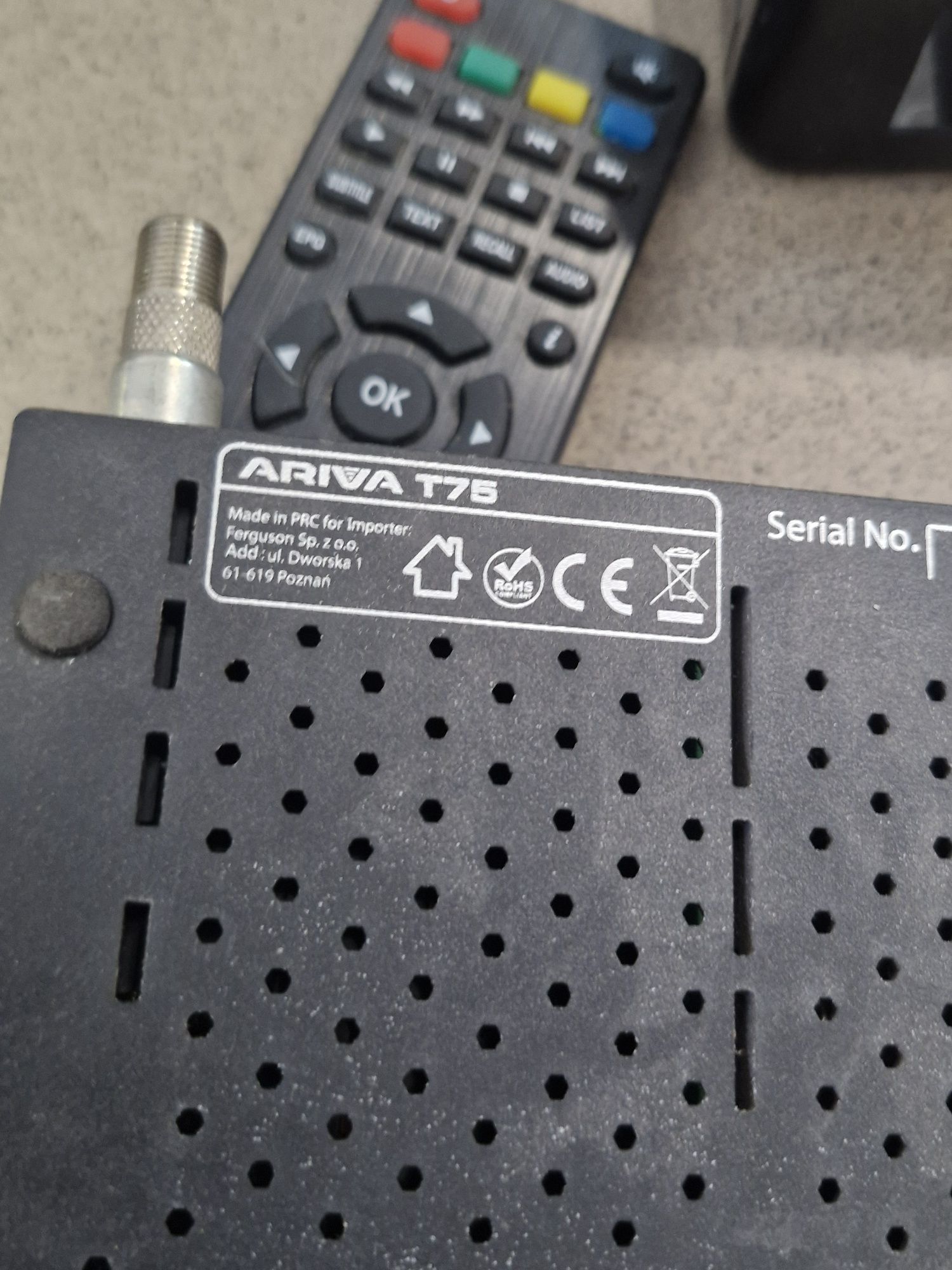 Telewizor Samsung LCD 32 cale, z dekoderem DVB-T2 Ariva T75