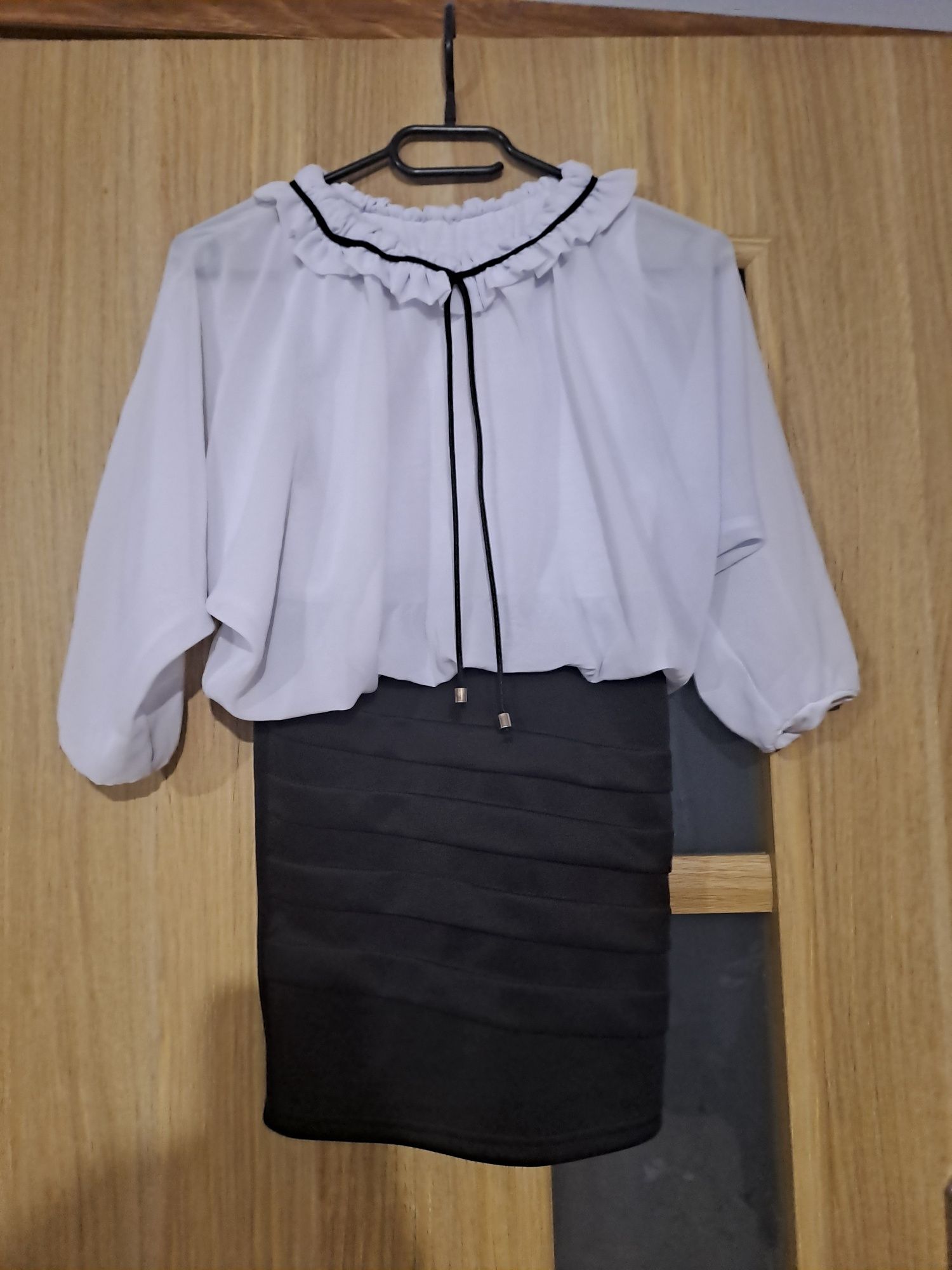 Elegancka sukienka dla dziewczynki