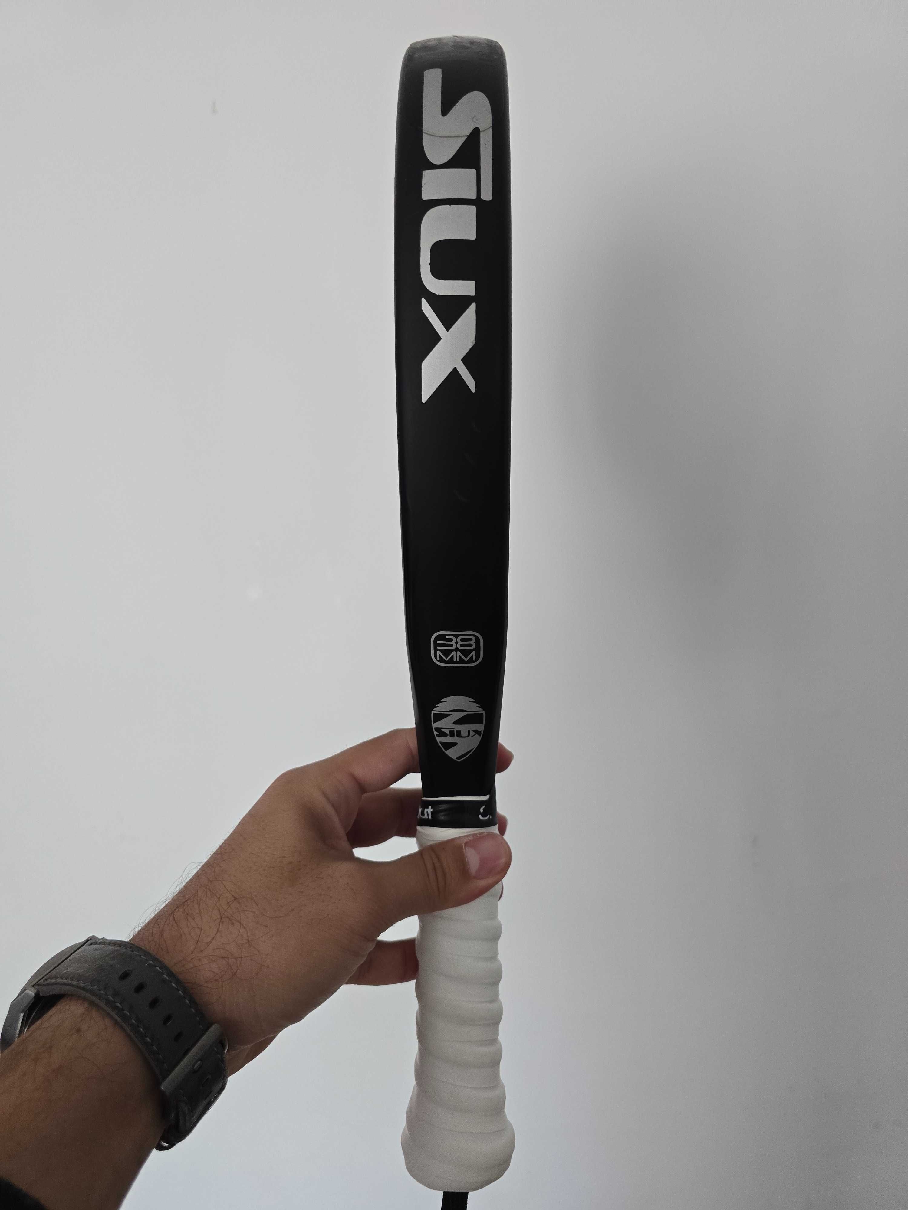 Raquete de Padel Siux Black Carbon