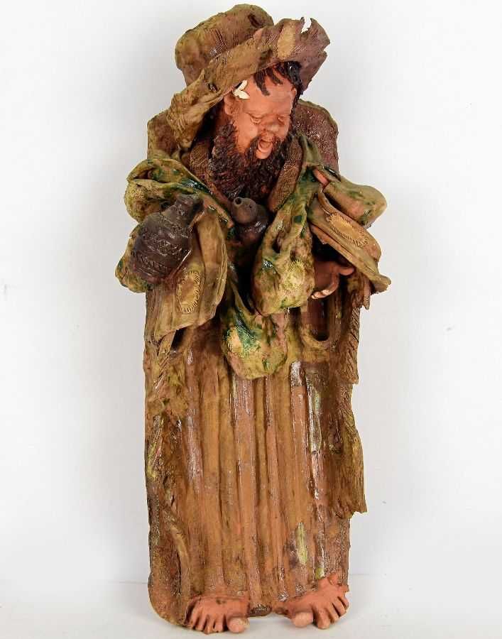 JOSÉ FRANCO - Escultura de um mendigo com 50cm de altura.