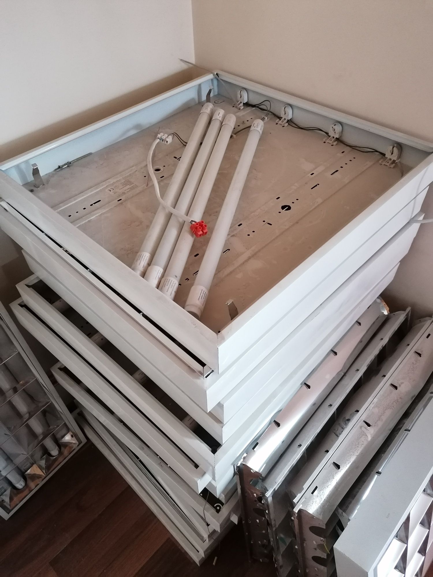 Oprawa oświetleniowa plafon lampa LED 4 świetlówki