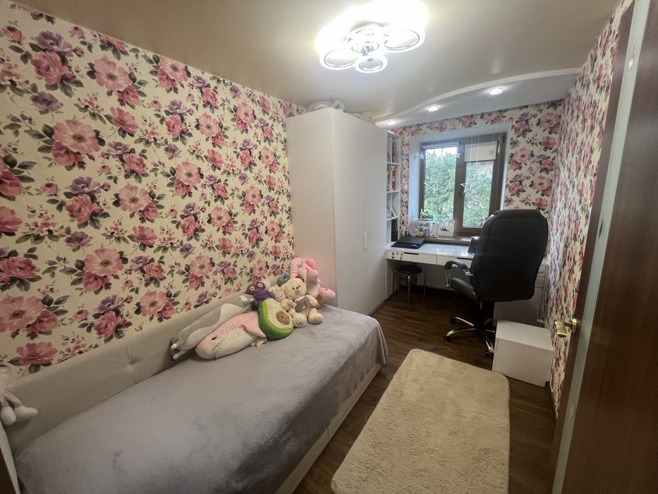 Продаж 3 кімнатноі квартири  можна по програмі