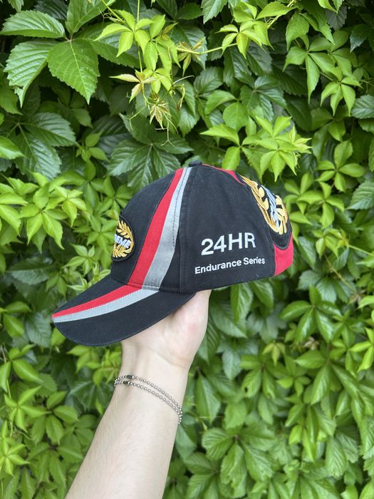 Supreme Endurance Siries 6-Panel Black Cap