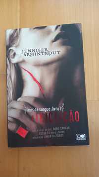 A iniciação - Jennifer Armintrout