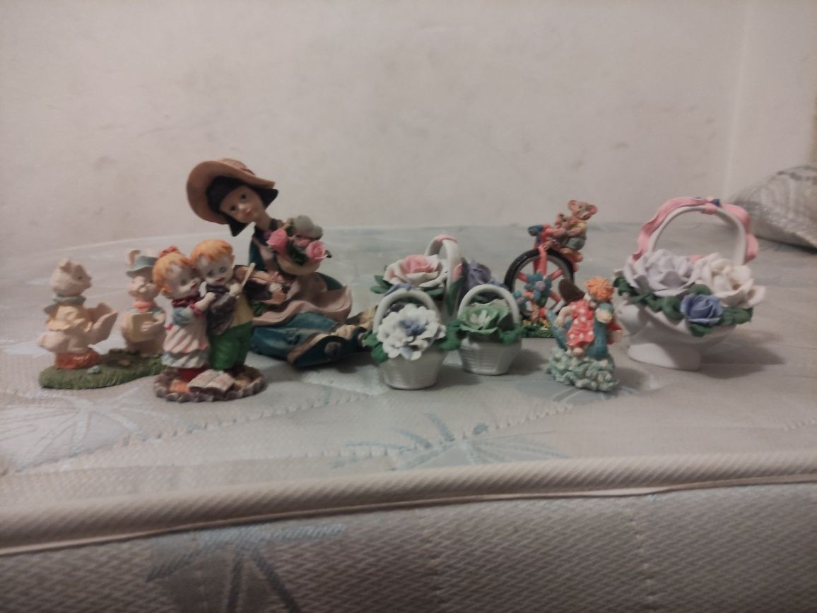 Itens de decoração para quartos,casa e uma fruteira