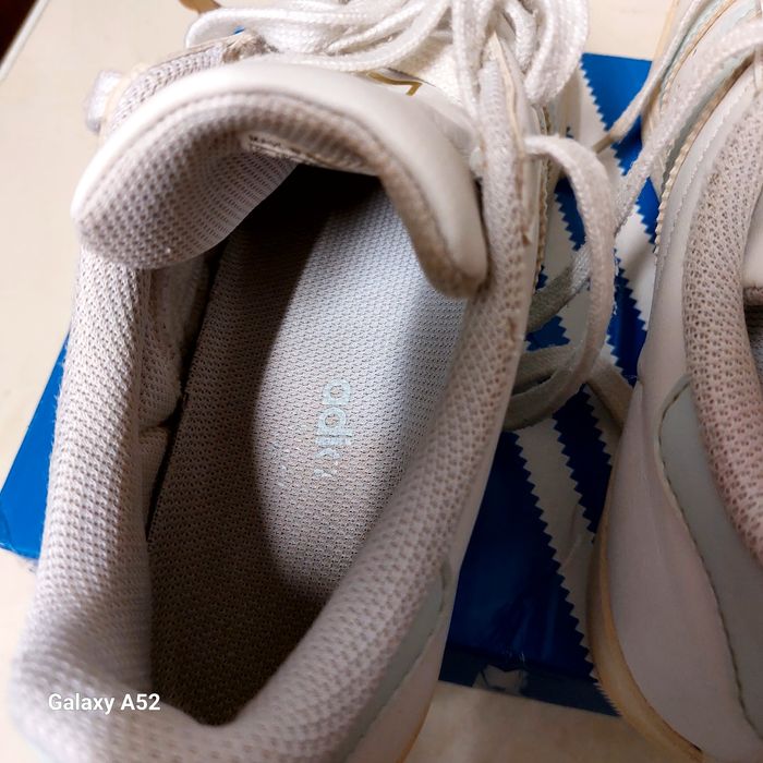 Adidas superstar riscas azul claro