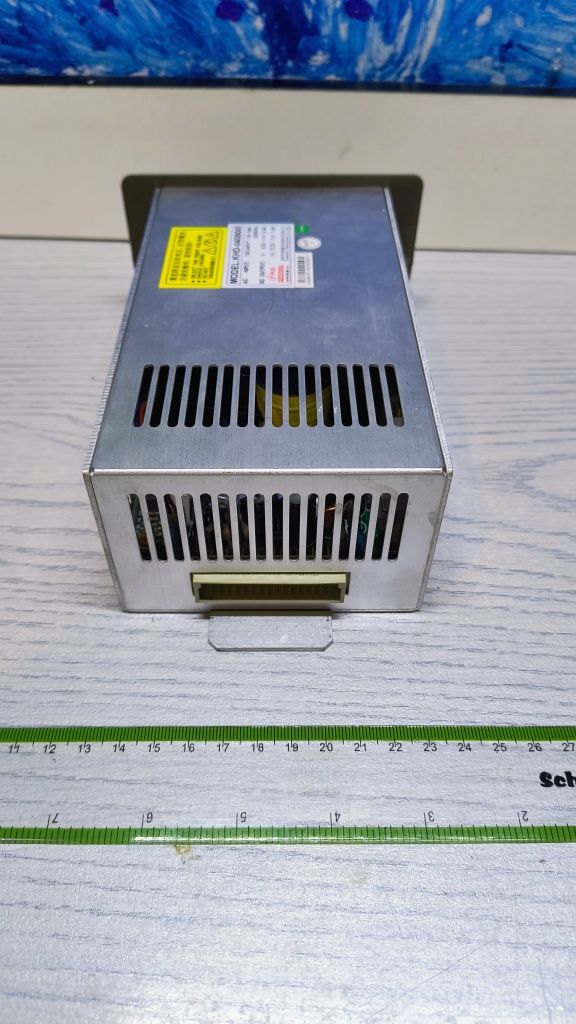 Zasilacz TP-Link KHD-0408III Do Media konwerterów 9.5V 9.5A