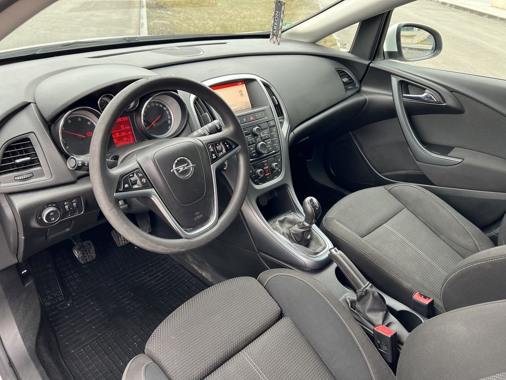 Opel Astra J 2016