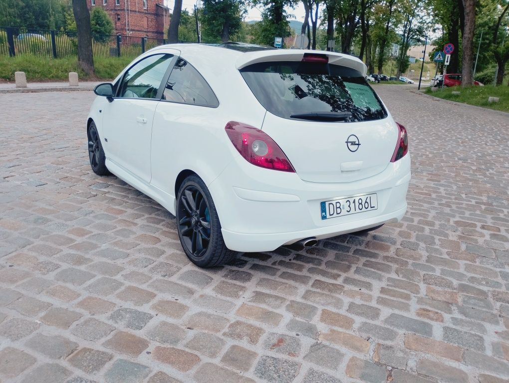Sprzedam Opla Corsę D 1.3 cdti OPC lain