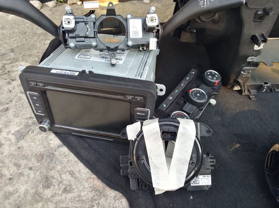 Торпеда з подушкою аірбег VW passat b7  usa пассат б7 сша запчастини