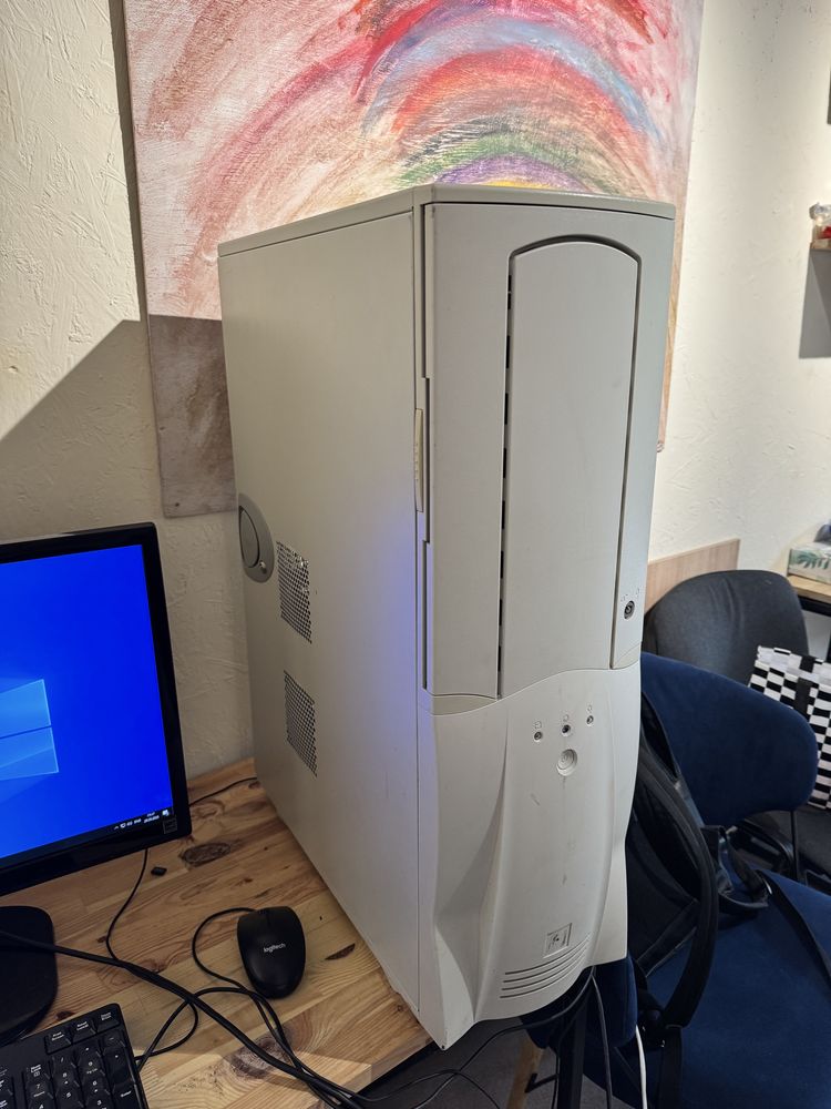 Продам двухпроцесорний DELL T5600 (відео GTX 1050)