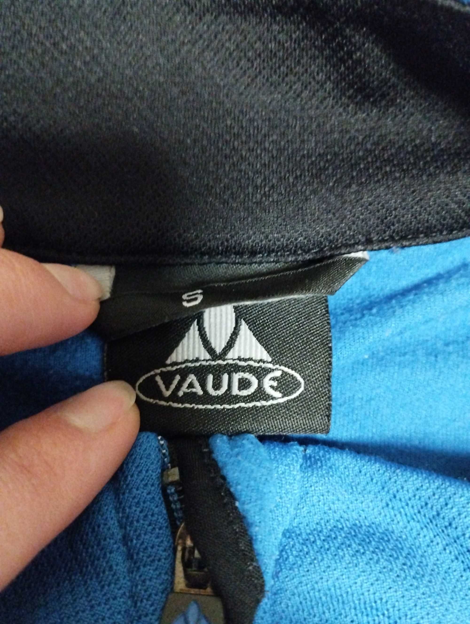 Велосипедна куртка фірми Vaude