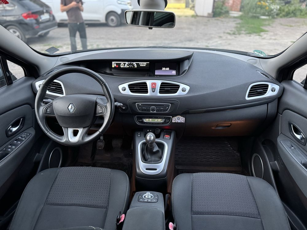 Renault scenic 1.6 бензин 6 ступка механіка