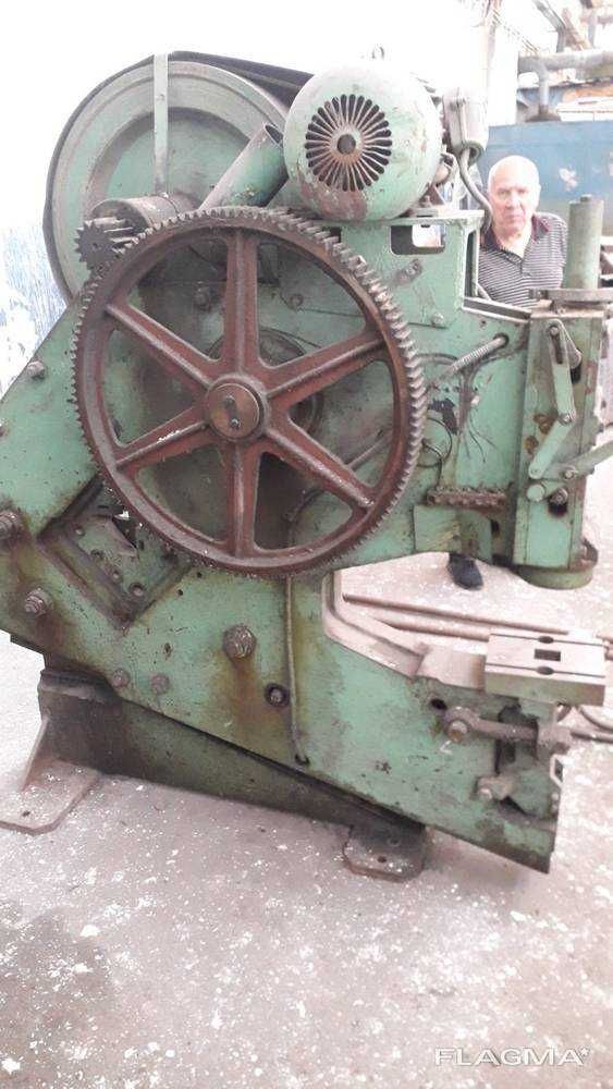 токарний верстат