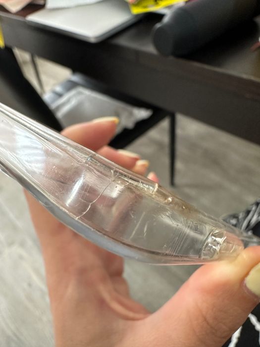 Vendo capa transparente com MagSafe para iPhone 14 Pro usada