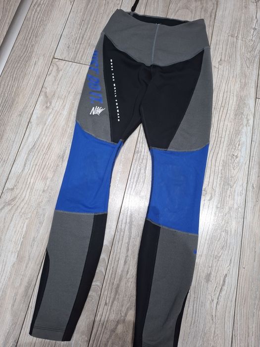 Legginsy sportowe Nike
