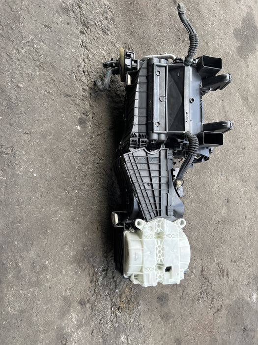 Печка, моторчик, корпус, радиатор Mercedes W221