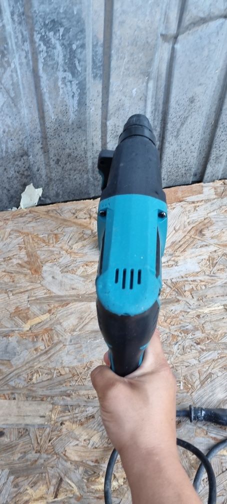Mlotowiertarka Makita hr2630