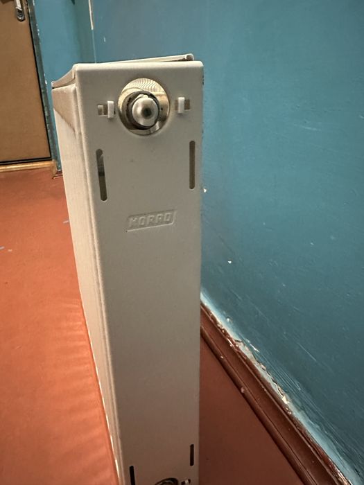 Радіатор ( батарея) опалення 500*500*100 3 шт та 700*500*60 1 шт