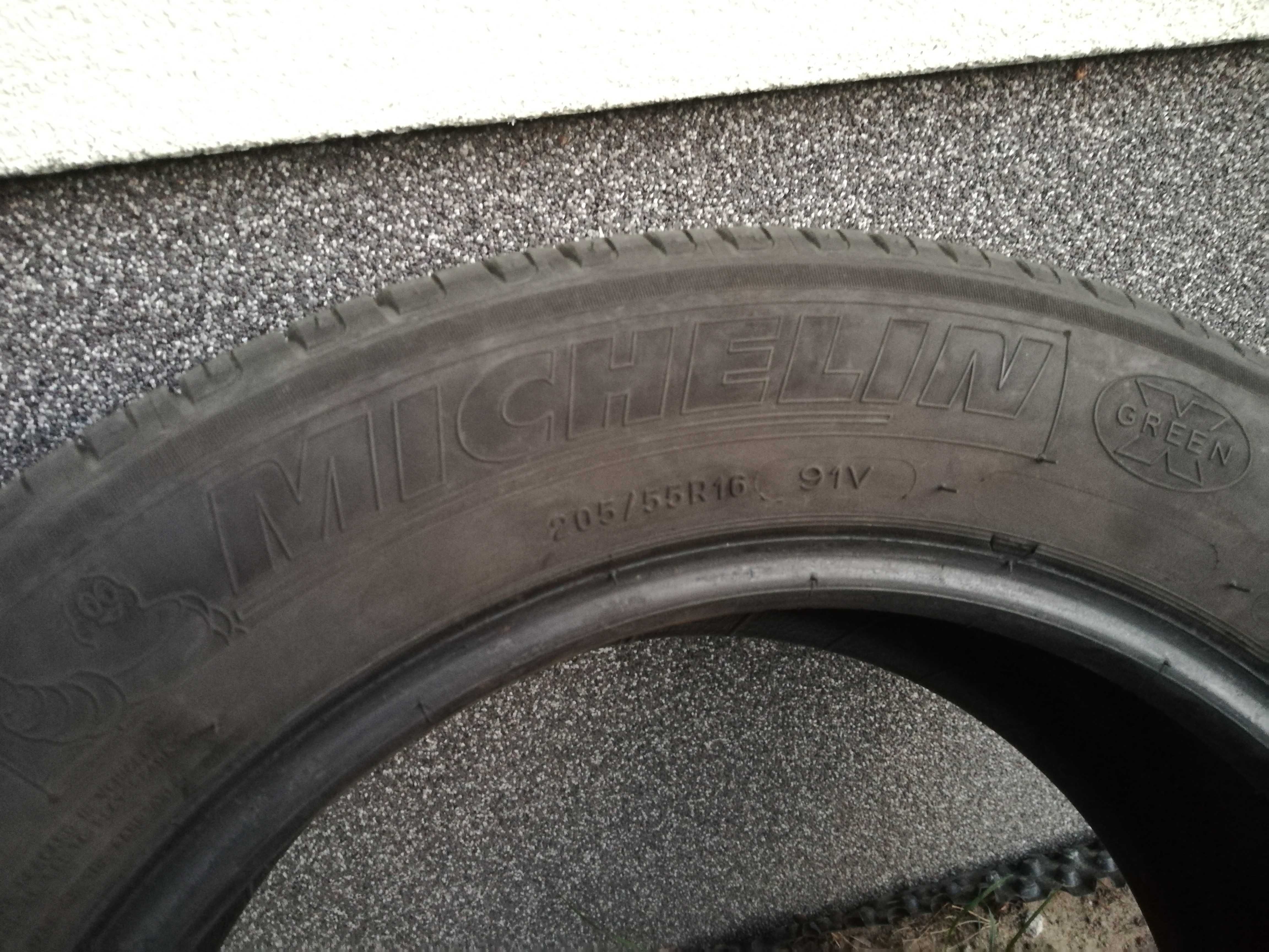 4 opony letnie Michelin 205/55R16, bieżnik 5,4-6,6mm.