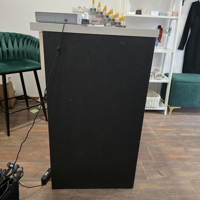 Solidna lada sklepowa robiona na zamówienie